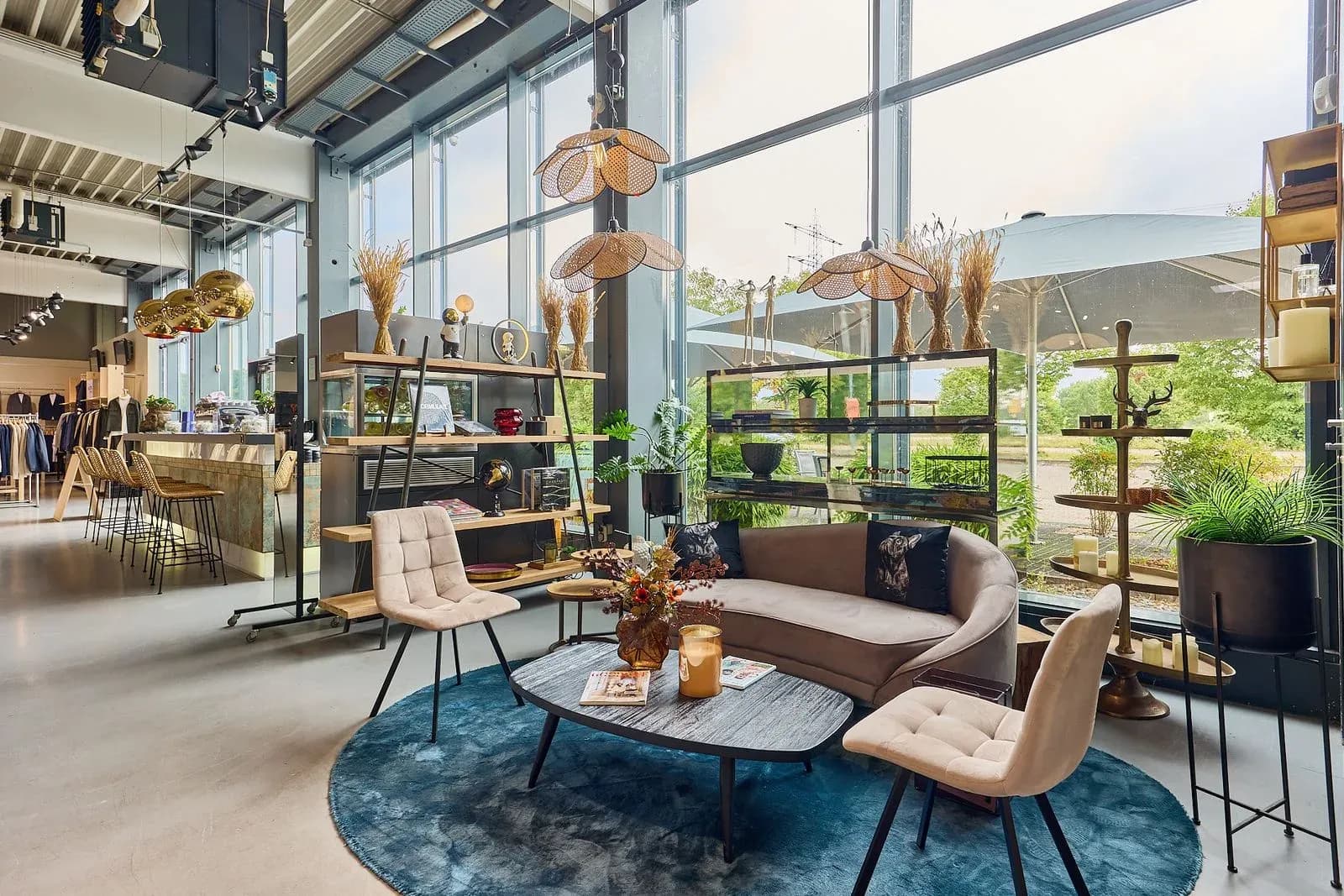 Living-Lounge im Concept Store
