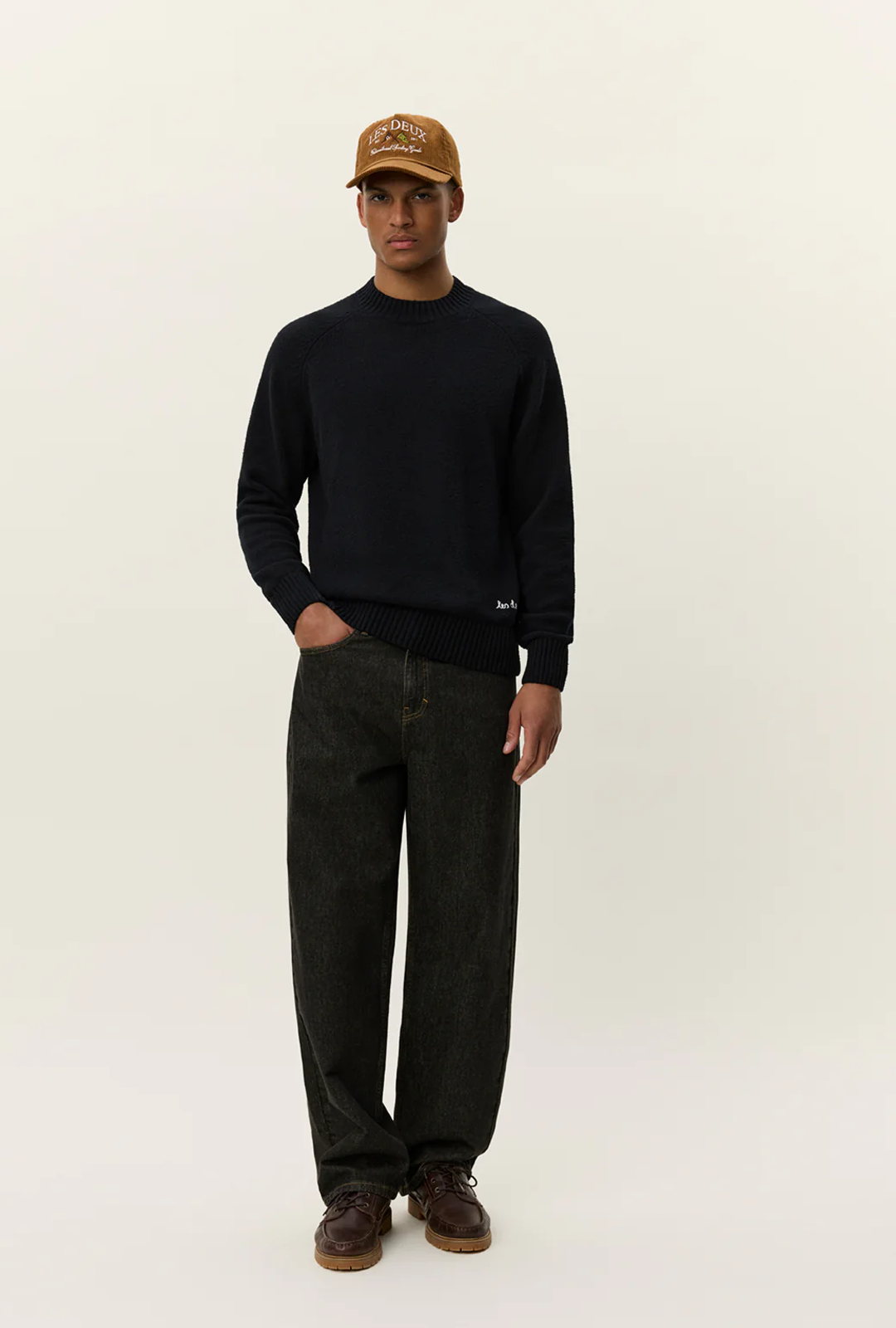 Pullover I Brad Roundneck	Knit