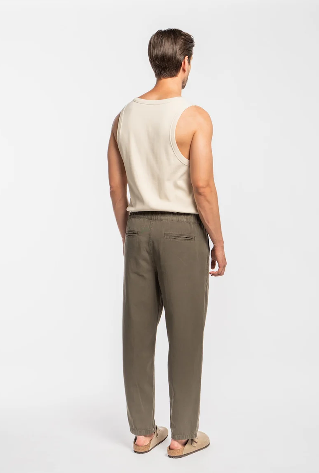 RELAXED FIT