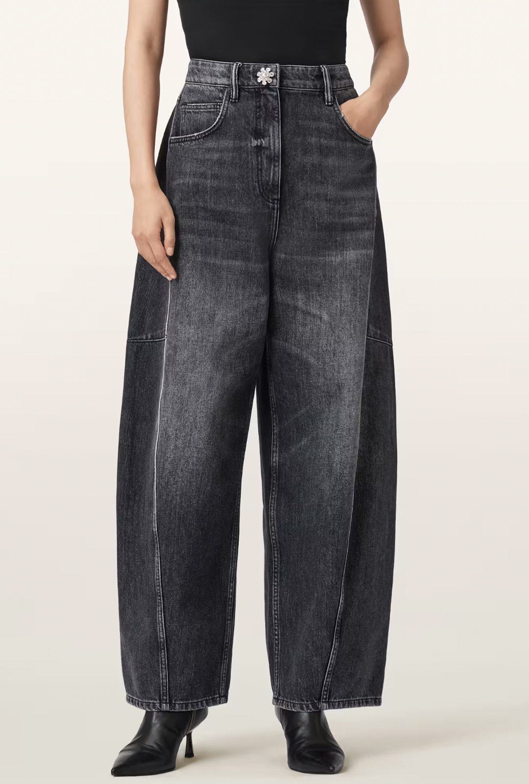Carter Barrel Jeans Women