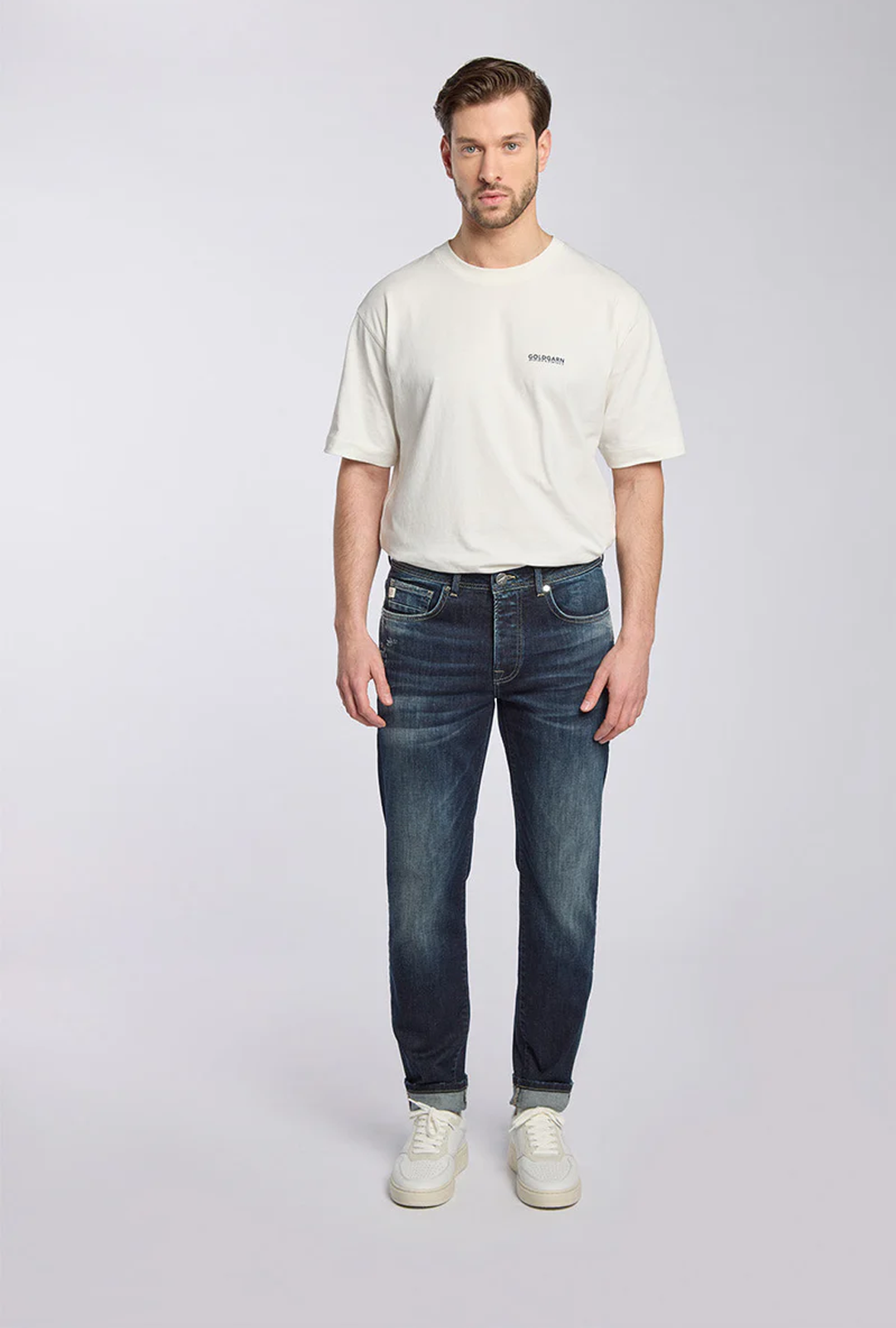 TAPERED FIT
