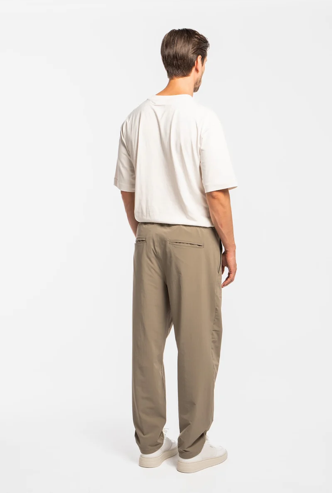 RELAXED FIT